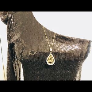 Swarovski embellished gracious necklace